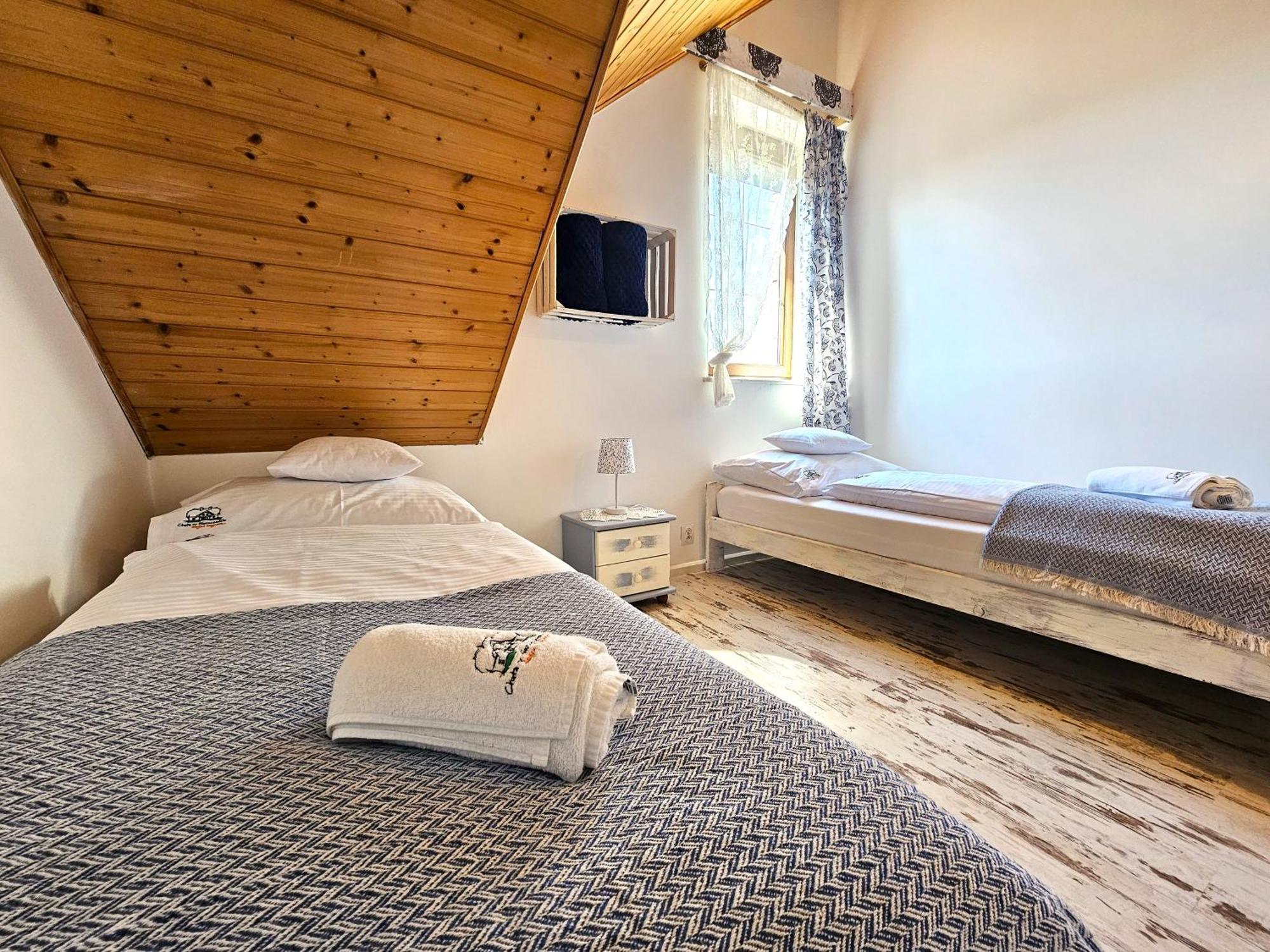 Chata W Bieszczadzie Apartamenty I Domki Z Basenem Bieszczady Polańczyk Buitenkant foto